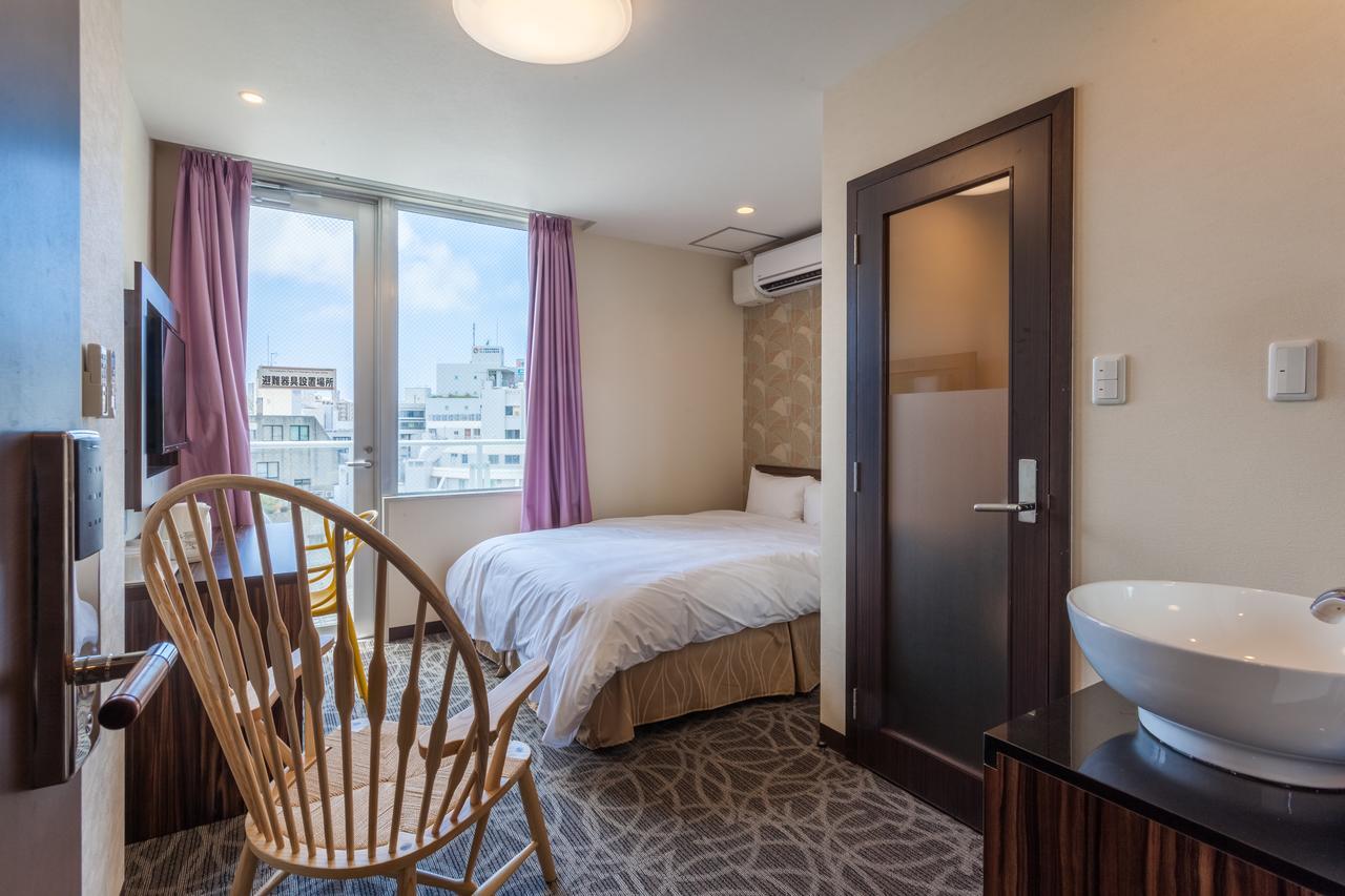 Hôtel Okinawa Kariyushi Lch. Premium à Naha Extérieur photo