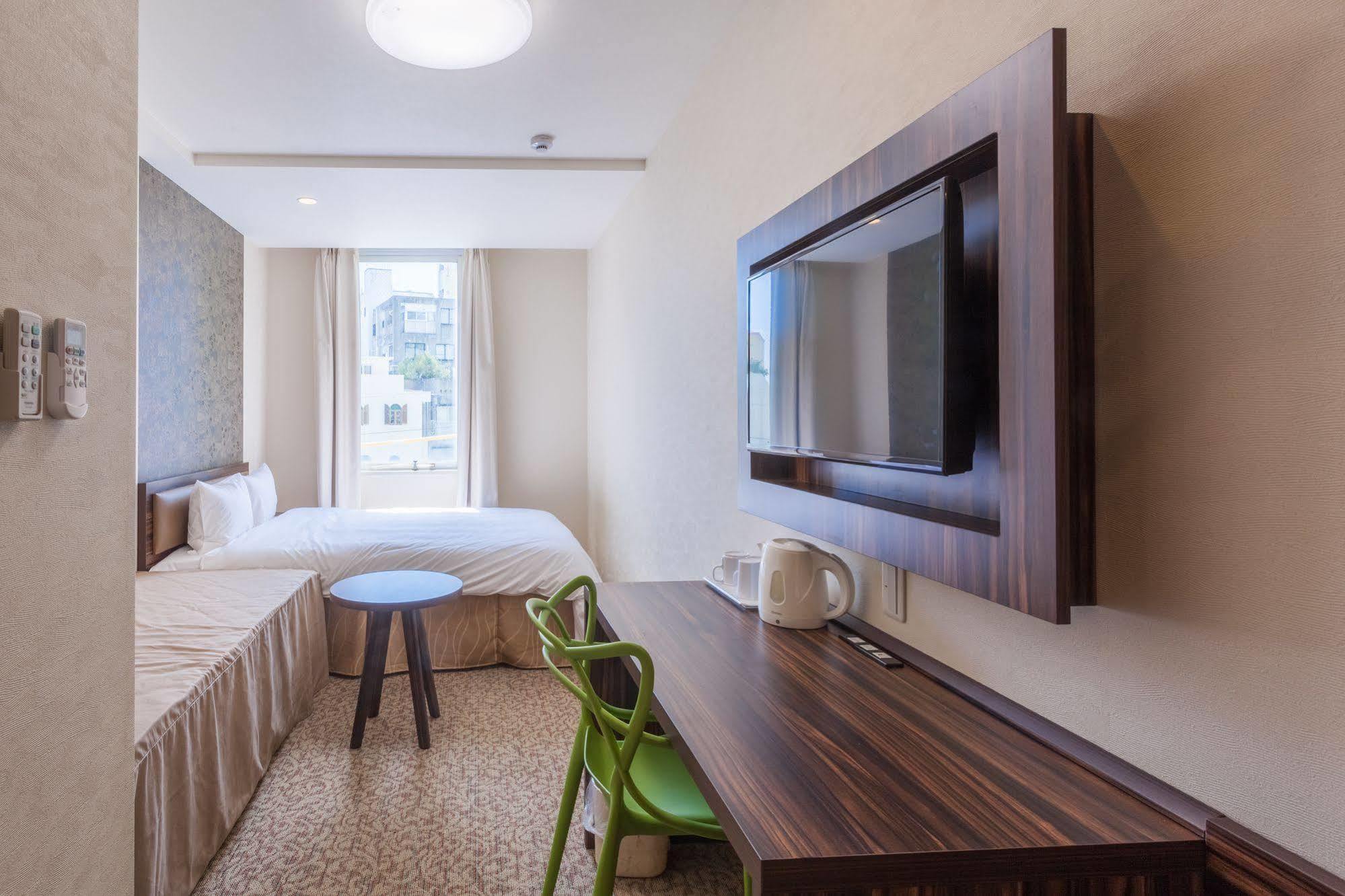 Hôtel Okinawa Kariyushi Lch. Premium à Naha Extérieur photo