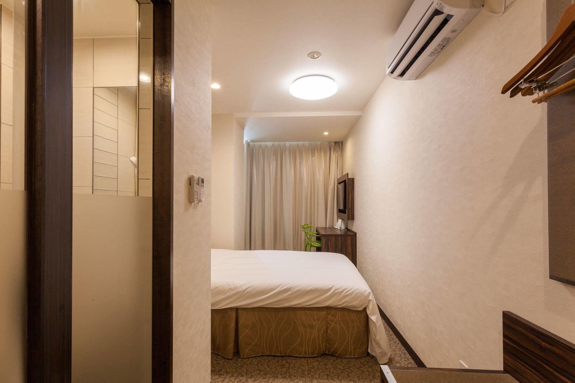 Hôtel Okinawa Kariyushi Lch. Premium à Naha Extérieur photo